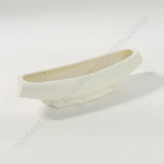 CROWN LYNN VASE 108  L 208 MM