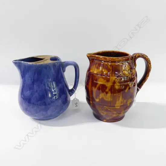 NZ SPEEDY JUG H190MM & C/LYNN 1940S BLUE GLAZED ELECTRIC JUG