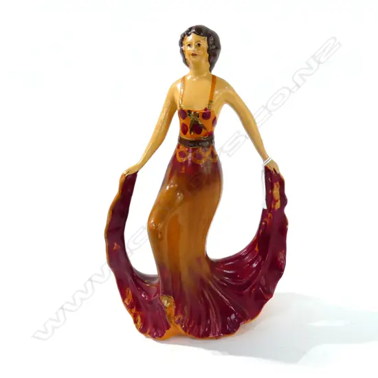 1920’S ART DECO FIGURINE “NANETTE” BY WILTON POTTERY STAFFORDSHIRE ENGLAND H. 21CM