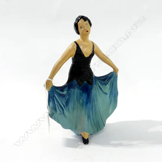 SYLVAC ART DECO FIGURINE OF DANCING LADY #920 H. 22CM