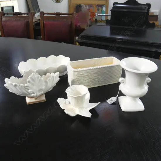 5 TITIAN STUDIO WHITE VASES TALLEST 160MM FLORAL & SHELL DESIGNS