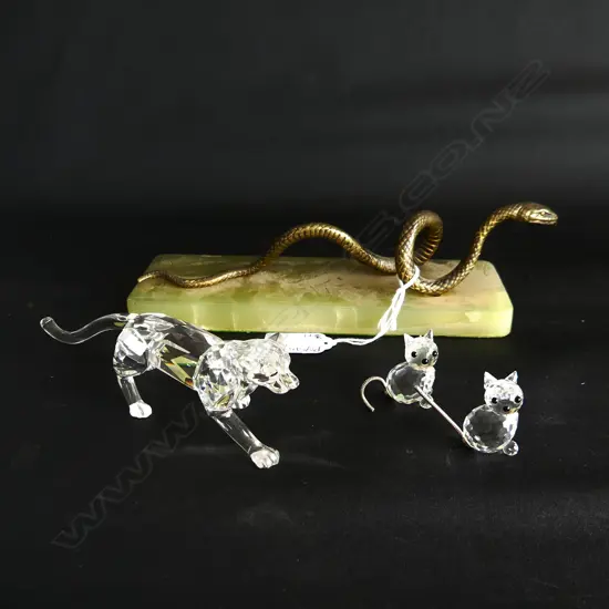 SWAROVSKI BIG CAT L.140mm & 2 LITTLE CATS H.30mm + BRASS SNAKE ON ONYX L.225mm