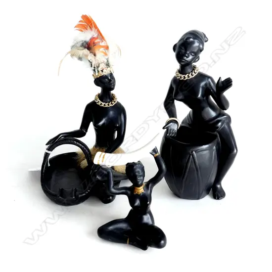 3 AFRICAN THEMED FIGURES IN VARIOUS POSES w FEATHERS, TUSK & DRUM, TALLEST H.190mm