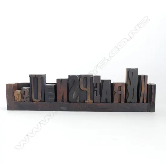 OXFORD PRESS LONDON WOODEN TYPEFACE BLOCKS IN STAND