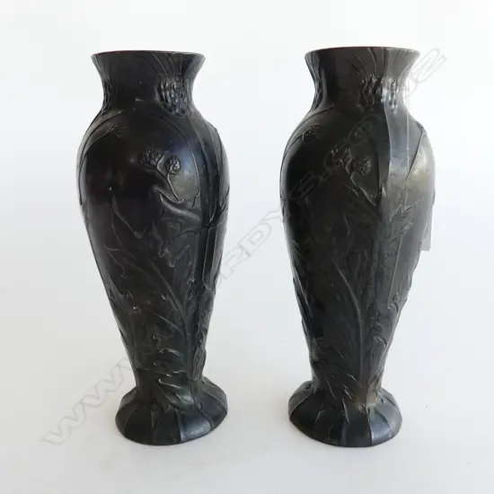 PR 19thC CAST SPELTER ORIENTAL VASES w FLORAL DECORATION, H. 160mm