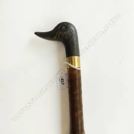 VINTAGE WALKING STICK w. MEDAL DUCK HEAD HANDLE L.950mm