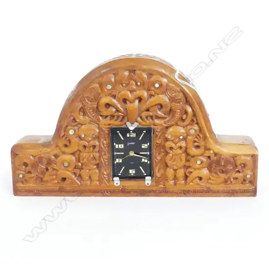  RETRO MAORI CARVED MANTLE CLOCK [CLOCK RUNS BUT NEEDS SOME ATTENTION]