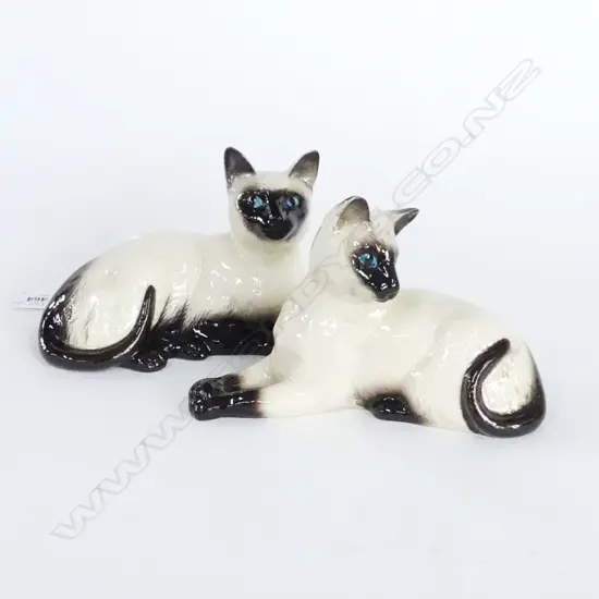 TWO BESWICK SIAMESE CATS