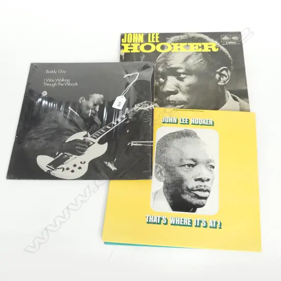 4 RECORDS BUDDY GUY CHESS409 AND 3 JOHN LEE HOOKER