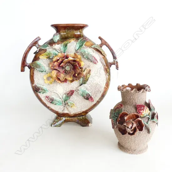 LARGE MILTON TYPE VASE H350MM 7 SMALLER VASE H180MM