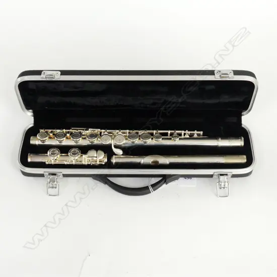 HENLEY FLUTE IN CASE