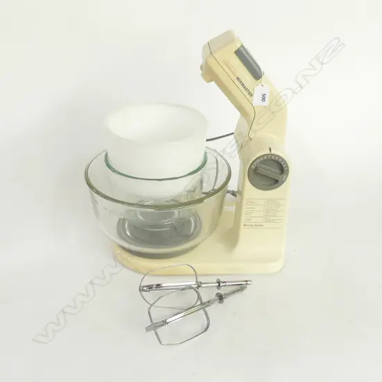 SUNBEAM MIXMASTER w 3 ORIGINAL BOWLS & WANDS