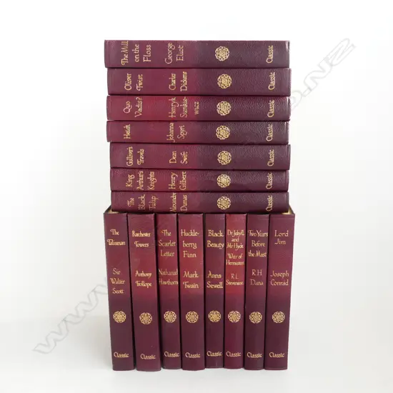 SET 15 'WINDSOR CLASSIC LIBRARY' BOOKS, INCLDS OLIVER TWIST, THE BLACK TULIP, HUCKLEBERRY FINN ETC