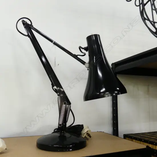 HERBERT TERRY MODEL 90 ANGLEPOISE LAMP