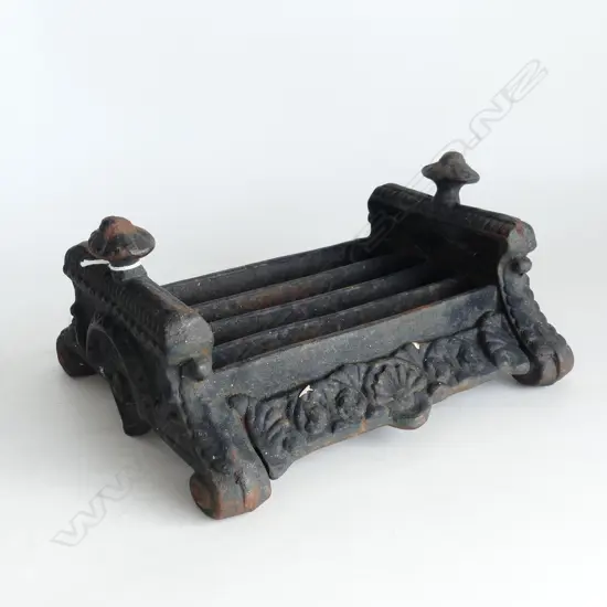 CAST IRON BOOT SCRAPER W.280mm