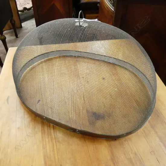 LG WIRE MESH FOOD DOME 470x350mm