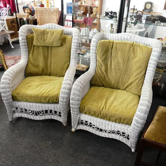 PR WHITE CANE PATIO CHAIRS w. GREEN CUSHIONS