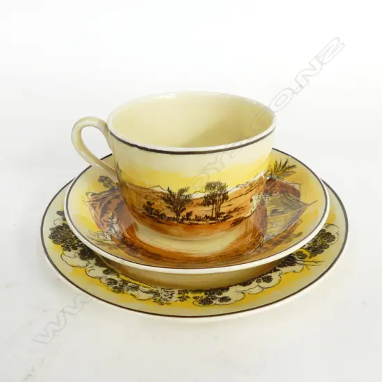 MIXED TRIO: STAFFORDSHIRE HOMELAND SERIES C/S IMAGE OF WHARENUI & AUSTRALIAN HOMELAND PLATE 