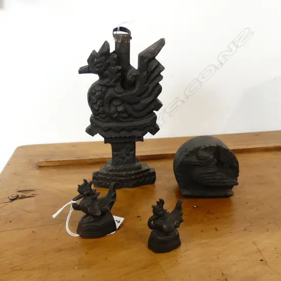 WOODEN STYLISED HEN CARVED WITH SMALLER AS CONTAINER WITH METAL FIGS INSIDE & TWO OTHERS