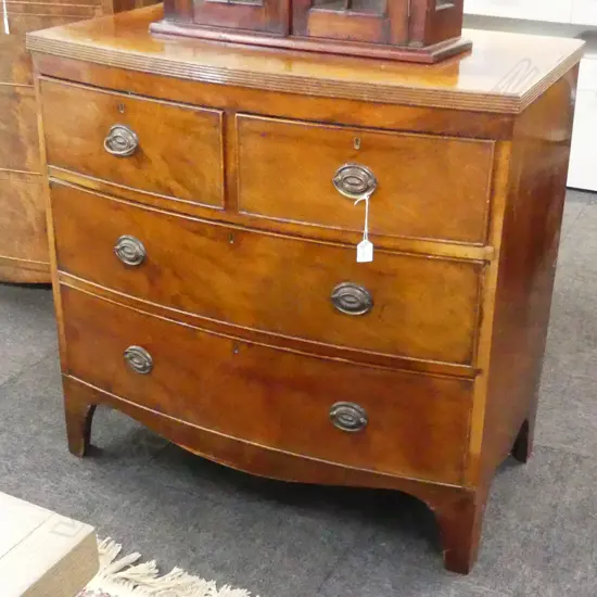 GEORGIAN MAHOGANY BOW FRONT CHEST OF DRAWERS 920x505x900mm