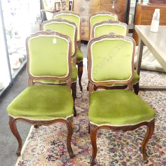 6 FRENCH STYLE DINING CHAIRS IN GREEN VELVET UPHOLSTERY