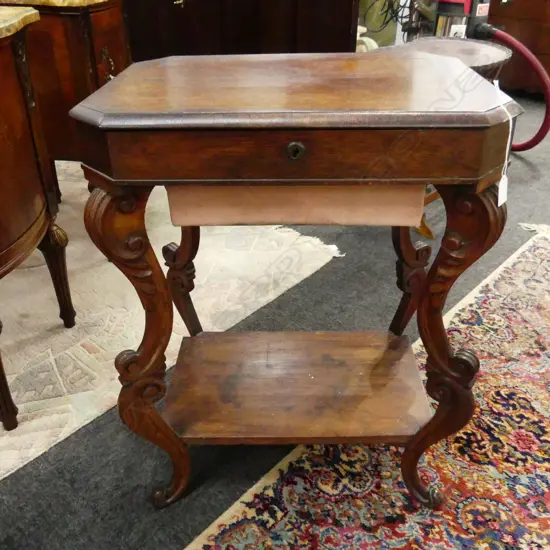 VICTORIAN MAHOGANY SEWING / WORK TABLE 555x400x710mm