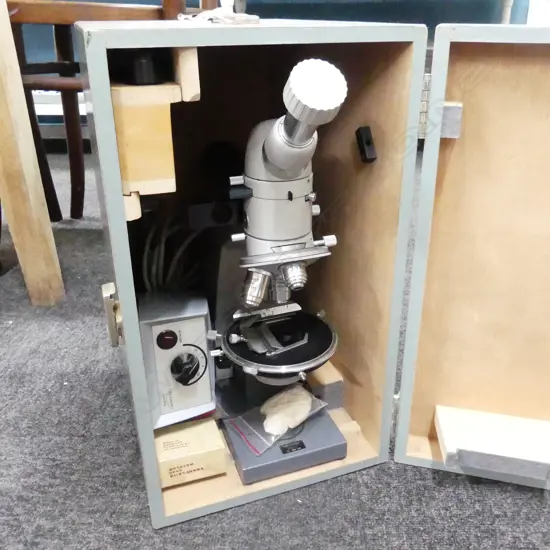 LABORATORY MICROSCOPE IN CASE + ACCESSORIES H400MM