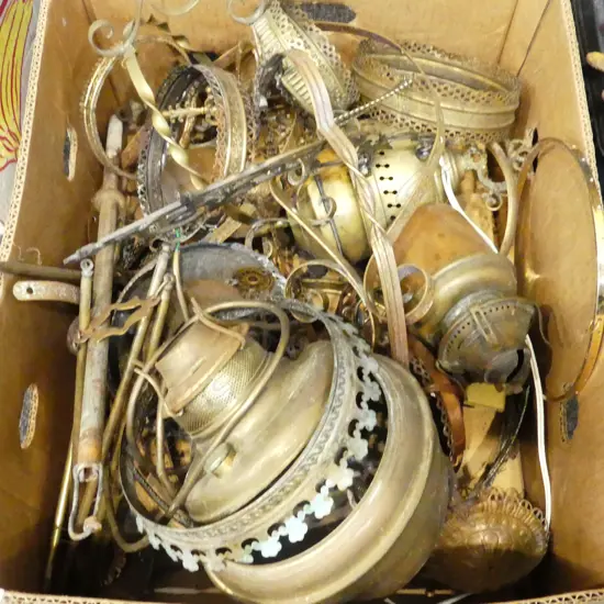 BOX LOT KERO LAMP FITTINGS