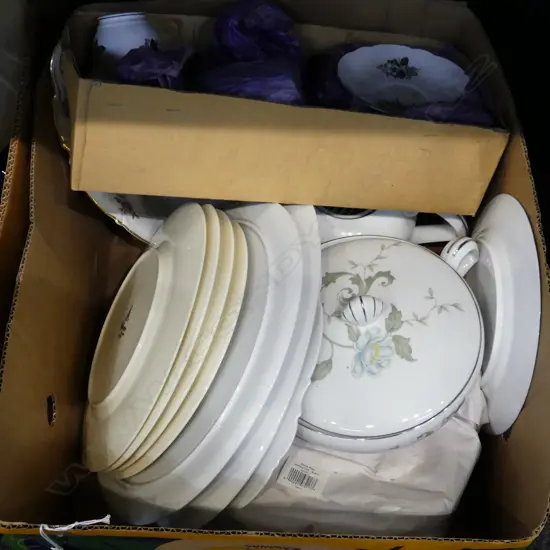 BOX LOT CHINA & REGENCY TEASET