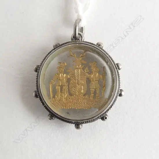 FOB w. GOLD? CREST 20mm dia