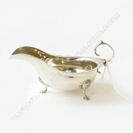 STG SILVER SAUCE BOAT, SHEFFIELD 1913 106gms