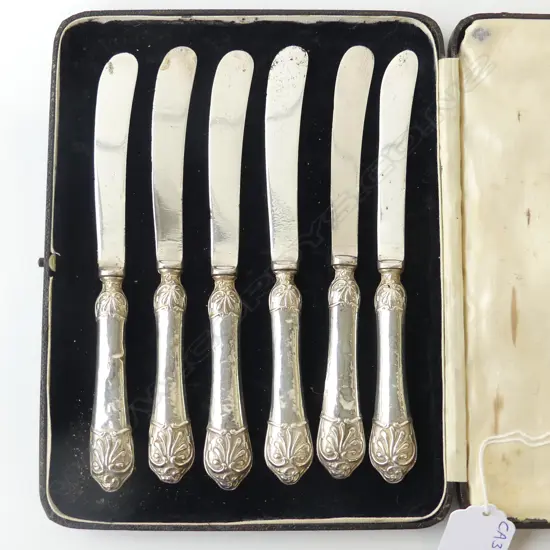 SIX STG SILVER HANDLED PATE KNIVES SHEFFIELD 1907, L.170MM