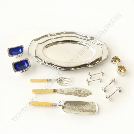 13 PCES SILVER PLATE; 2 LG WMF TRAYS W.505mm, 2 PRS SALTS, 2 PRS KNIFE RESTS, 3 SERVERS