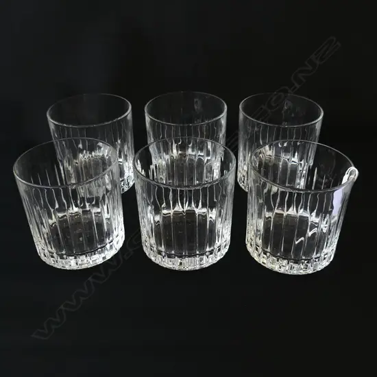 SET OF SIX ITALIAN RCR LUXON CRYSTAL GLASS WHISKEY TUMBLERS IN BOX, H.85MM D.80MM