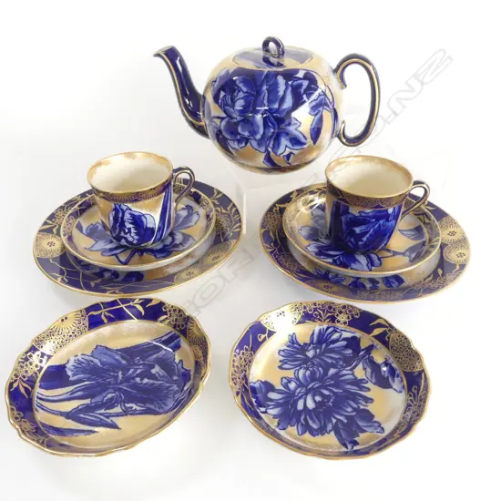 2 DOULTON BURSLEM TRIOS, TEAPOT & 2 DISHES...