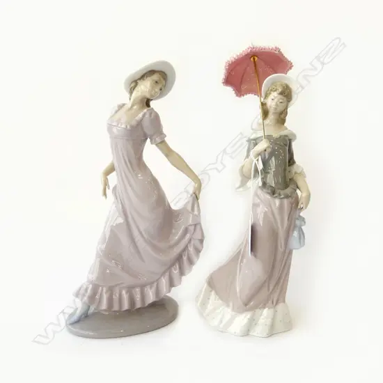 2 FIGURINES; LLADRO LADY w. UMBRELLA H.320mm, NAO WOMAN