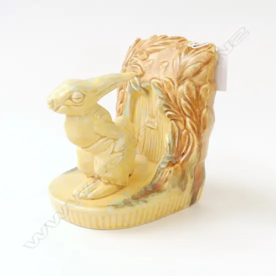 BESWICK BUNNY RABBIT BOOKEND #455, H.135MM L.120MM