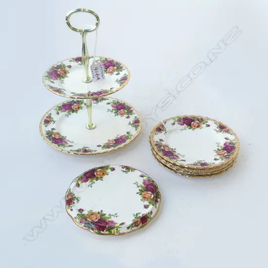 R/A OLD COUNTRY ROSE 2 TIER PLATE TEAPOT STAND & 5 SIDEPLATES