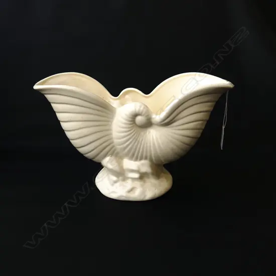 CROWN LYNN NAUTILUS VASE (HAIRLINE) W.295mm