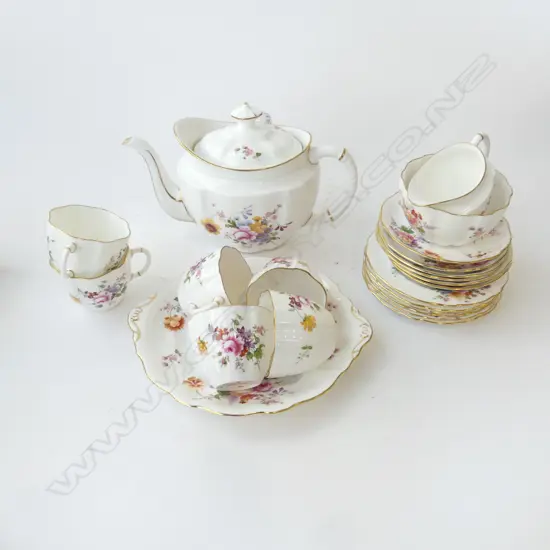 ROYAL CROWN DERBY 'DERBY POSIES' TEA SET' 6 TRIOS, TEA POT, MILK & SUGAR, CAKE PLATE + EXTRA CUP