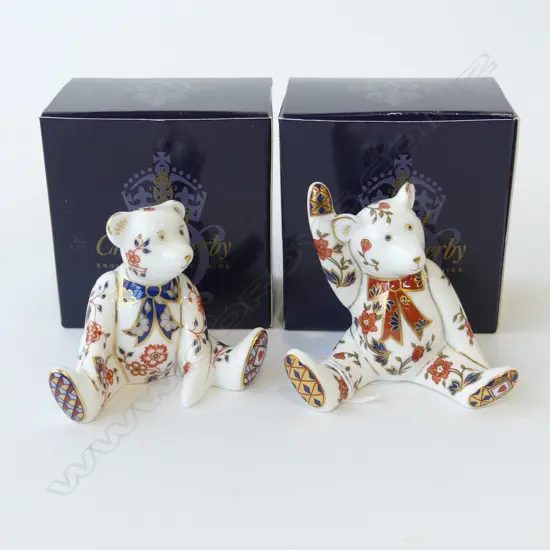 2 ROYAL CROWN DERBY BEARS H.70mm, both boxed