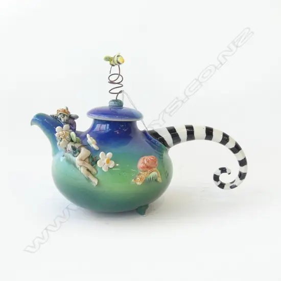 MARION MEWBURN STUDIO POTTERY WHIMSICAL TEAPOT W.270mm
