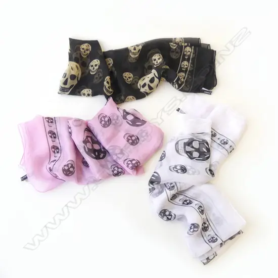 3 ALEXANDER MCQUEEN SKULL SCARVES