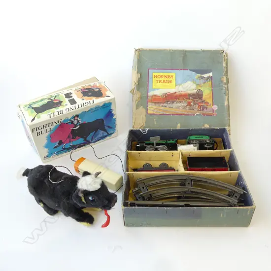 BOXED HORNBY TRAIN SET & BATTERY POWERED BOXED 'FIGHTING BULL' MATADOR 