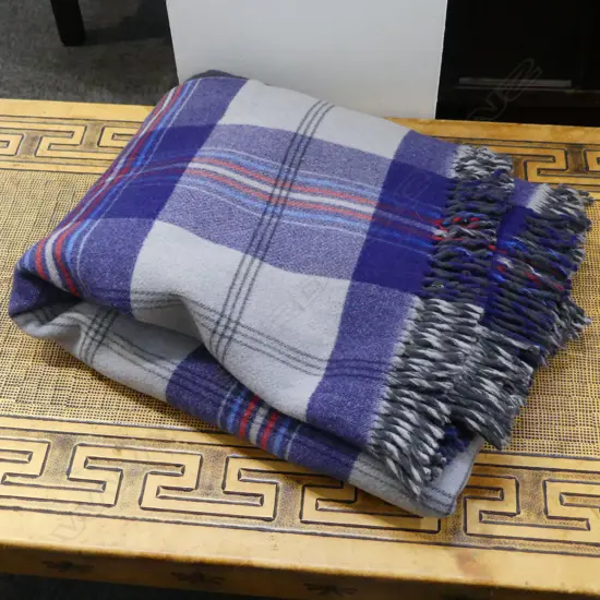ROSLYN WOOL BLANKET