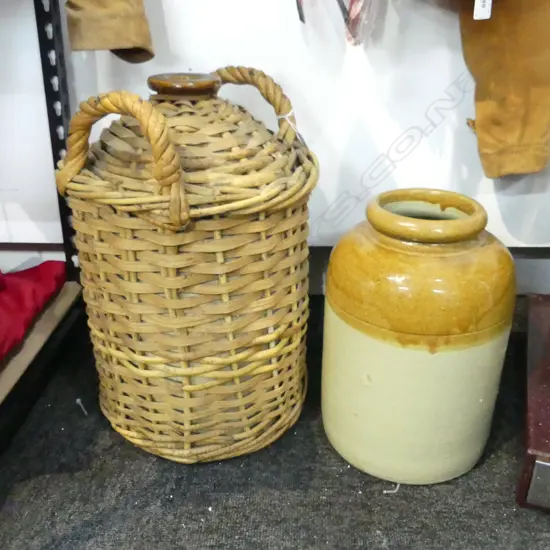 2 CROCKS, 1 IN WOVEN CANE H.400mm