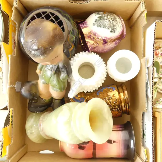 BOX – ONYX VASE, SWIRL GLASS ROSE BOWL, VICTORIAN COPPER LUSTRE JUG, GRAYS LUSTRE JUG, SUNSET VASE, MILK GLASS, & BOY WI