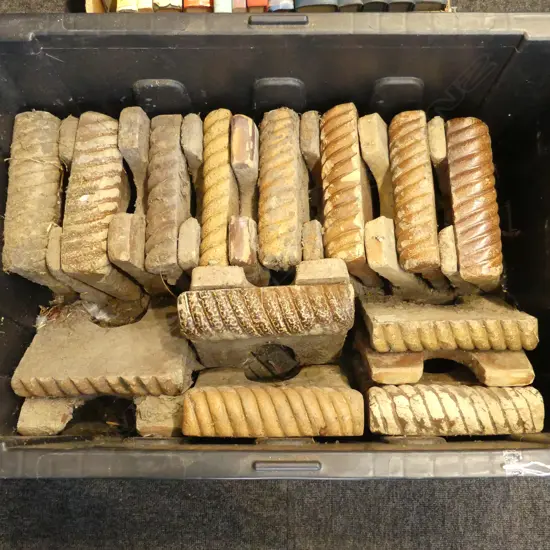 23 SALT GLAZED CRUMB BRICK VINTAGE EDGING TILES