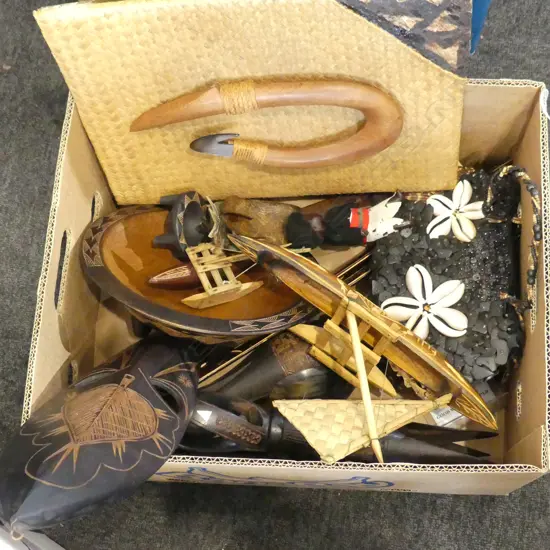 BOX OF FIJI ISLAND CARVED & WOVEN SOV PCS