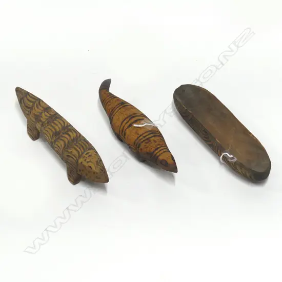 2 EARLY POKER WORKED ANIMAL FIGURES L260MM & POKER WORKED SMALL FOOD BOWL L250MM